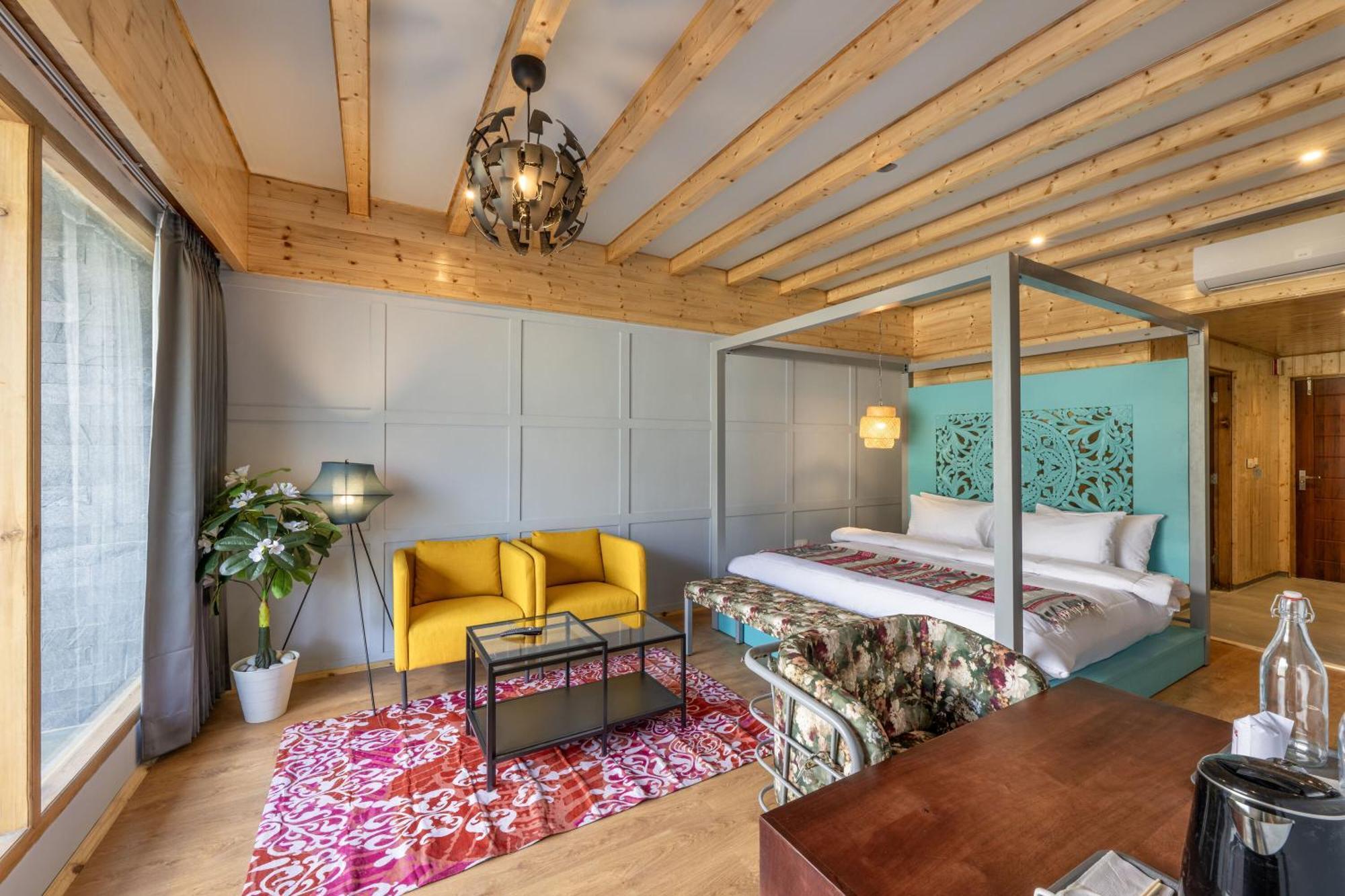 Готель Echor Himalayan Heights Luxe Manali Екстер'єр фото