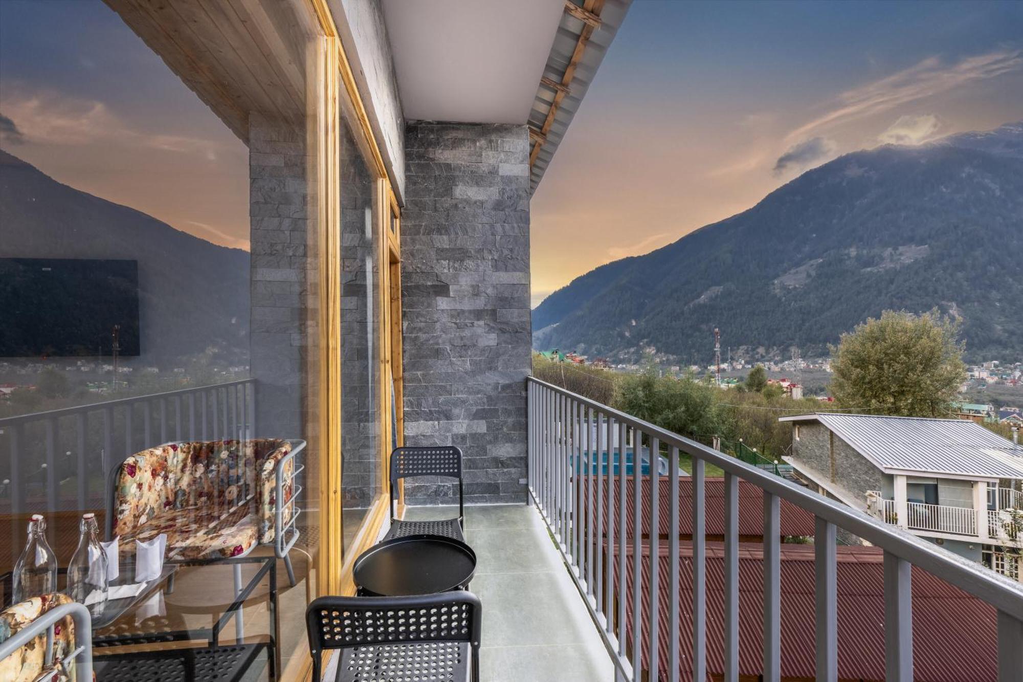 Готель Echor Himalayan Heights Luxe Manali Екстер'єр фото