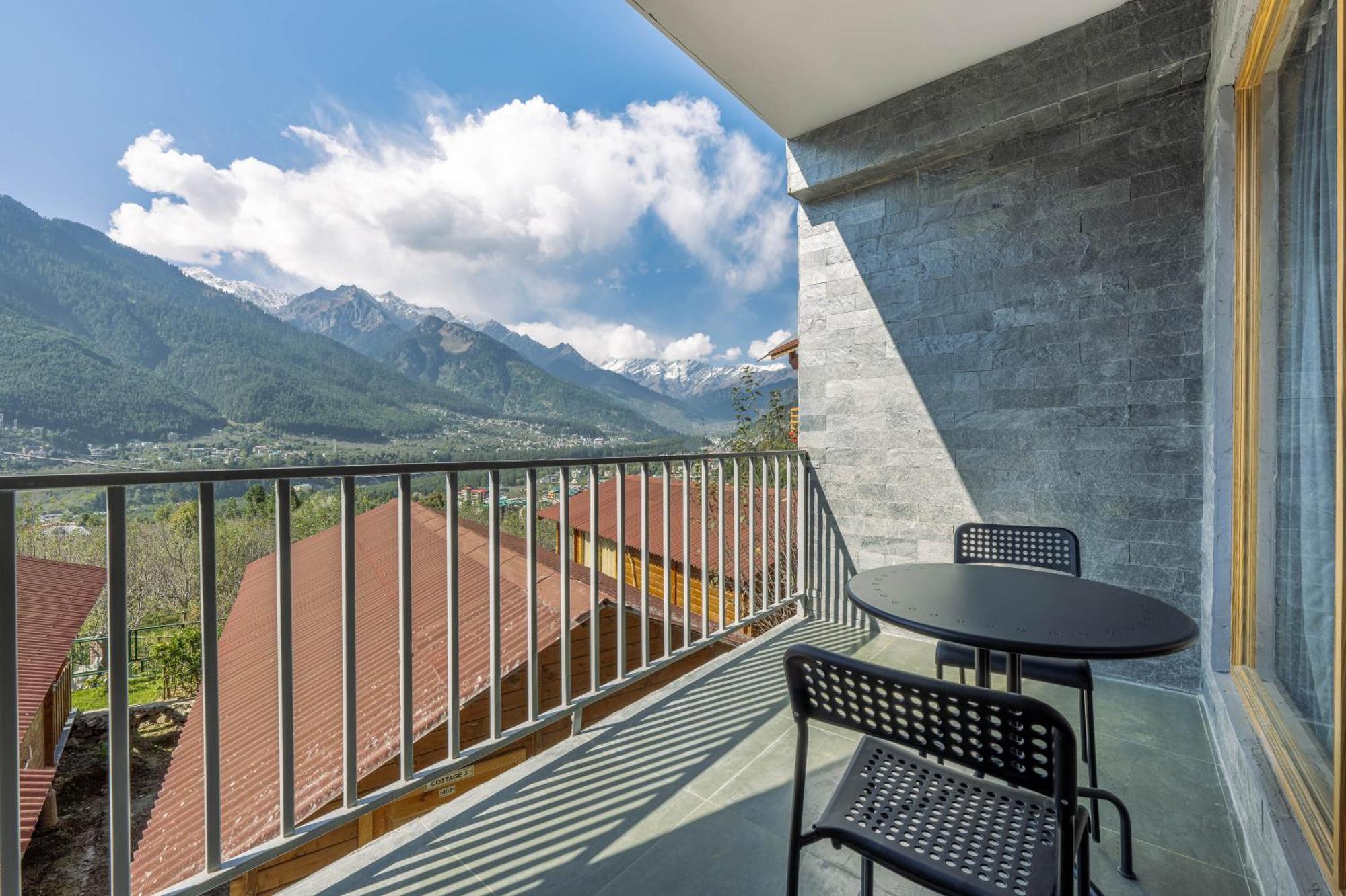 Готель Echor Himalayan Heights Luxe Manali Екстер'єр фото