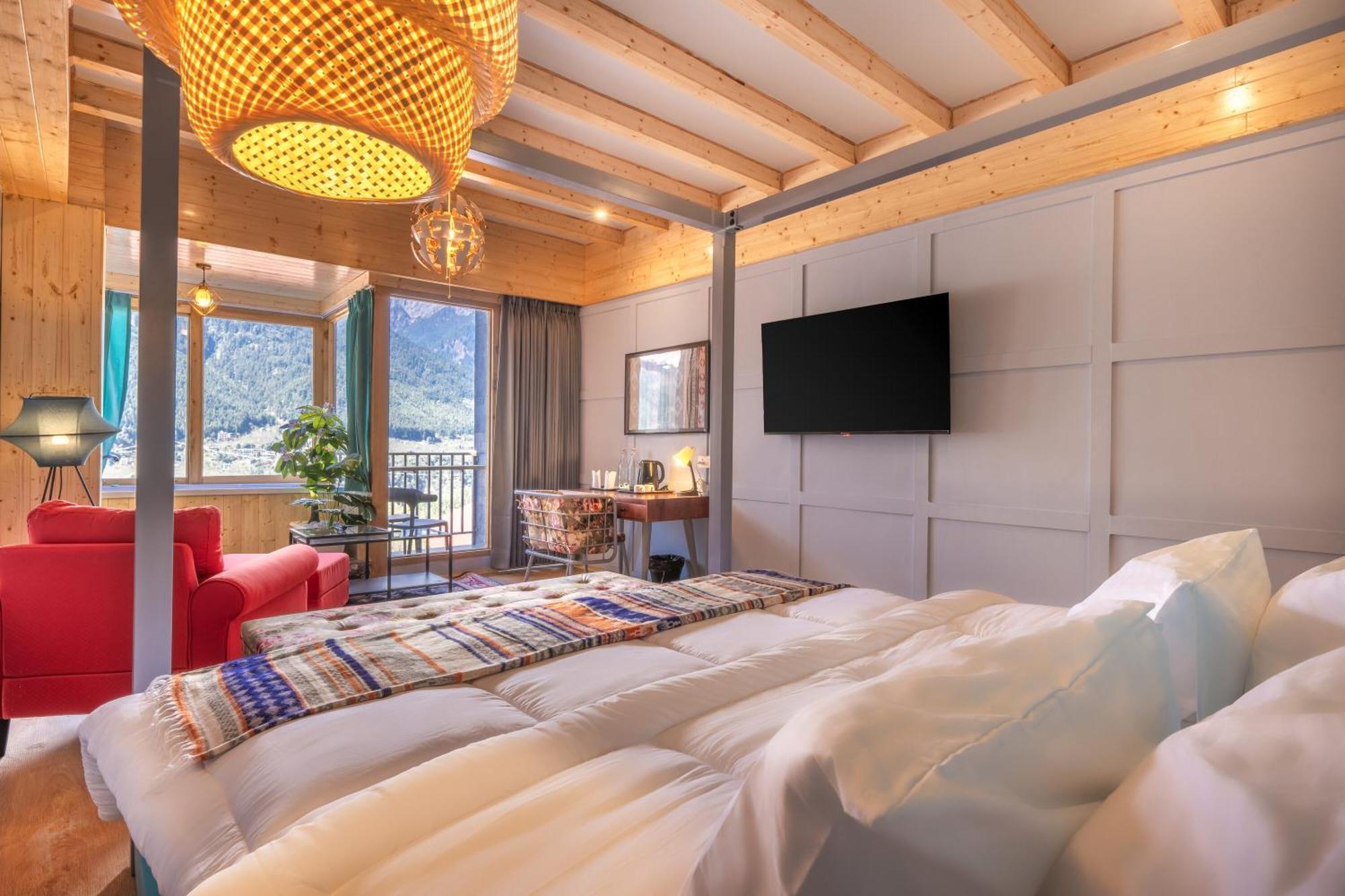 Готель Echor Himalayan Heights Luxe Manali Екстер'єр фото