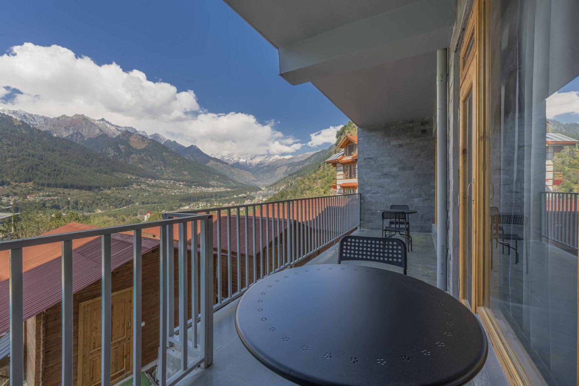 Готель Echor Himalayan Heights Luxe Manali Екстер'єр фото
